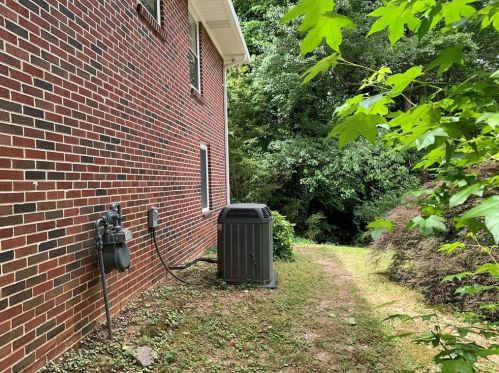 1842 Fern Creek Ln, Atlanta GA  30329-3314 exterior
