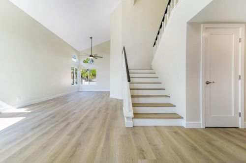 2116 Madiera Dr, Oceanside, CA 92056-6331