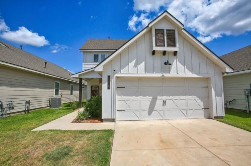 115 Austin St, Angleton TX  77515-4101 exterior