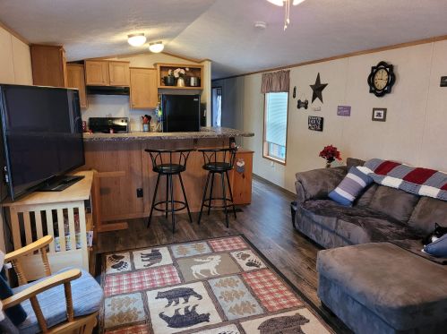 137 Pineland Park Rd, Milton, NH 03851-4611