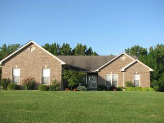 1345 Palmer Creek Dr, Columbia, IL 62236-2744