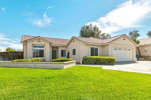 42520 65th St, Lancaster, CA 93536-4546