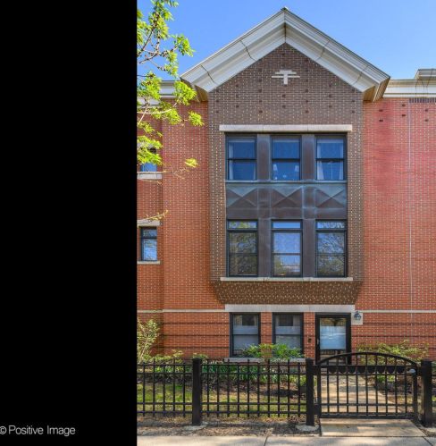819 14th Pl, Chicago, IL 60608-2245