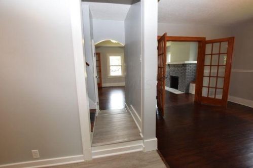252 Circle Dr, Springfield OH  45503-3300 exterior