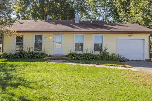 402 Linda Ave, Hillcrest, IL 61068-9016