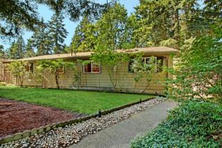 19633 20th Ave, Seattle, WA 98155-1252