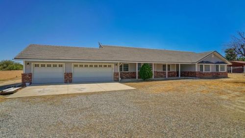 35536 80th St, Juniper Hills, CA 93543-3052