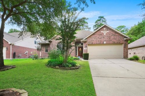 2406 Springwood Glen Ln, Conroe, TX 77304-2158