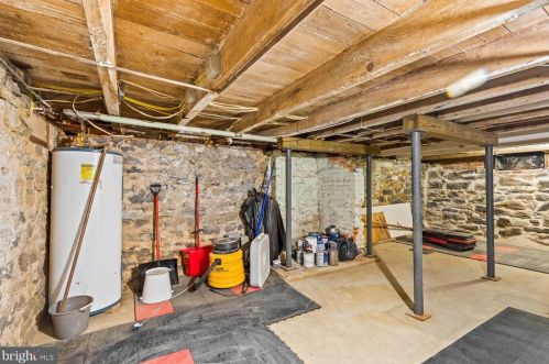 321 Walnut St, Lancaster PA  17602-2403 exterior