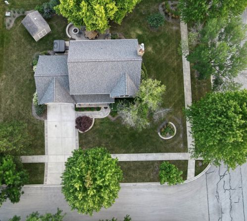 7 Wescott Ct, Lemont IL  60440-9000 exterior