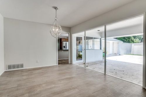 4131 Echo Glen Dr, Dallas TX  75244-7324 exterior