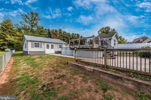 8142 Rocky Rdg Rd, Graceham MD exterior