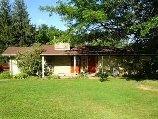 153 Cameron Rd, Washington, PA 15301-9545