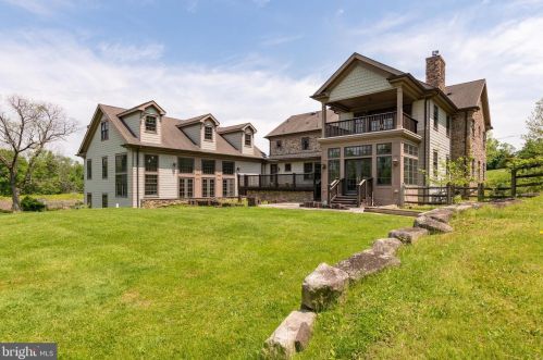 80 Mapleton Rd, Princeton NJ  08540-9668 exterior