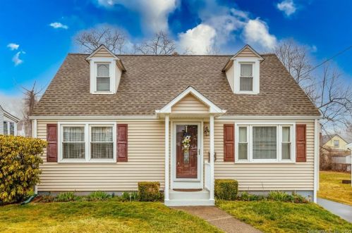 211 Governor St, New Britain, CT 06053-1912