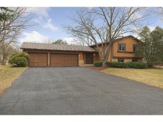 1978 Timber Wolf Trl, Saint Paul, MN 55122-2228