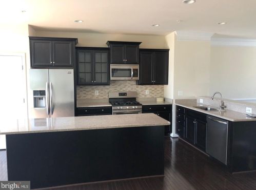 309 Hersden Ln, Arnold MD  21012-1976 exterior