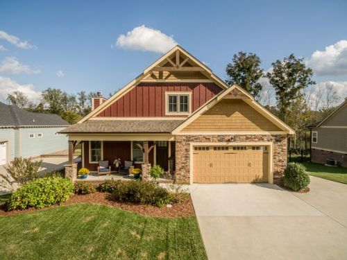 10960 Prairie Lake Dr, Apison, TN 37302-3502