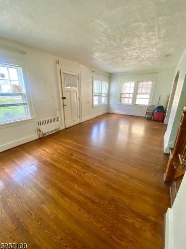 306 26th St, Paterson, NJ 07514-1707