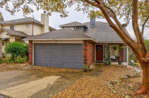 10622 Claywood Dr, Austin TX  78753-3507 exterior