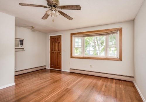 67 Kelwyn Dr, Somersworth, NH 03878-1319