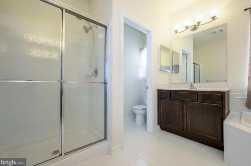 2331 Water Garden Dr, Hanover PA 17331-8319 exterior