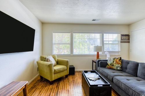 650 Mendocino Dr, Ukiah CA  95482-5606 exterior