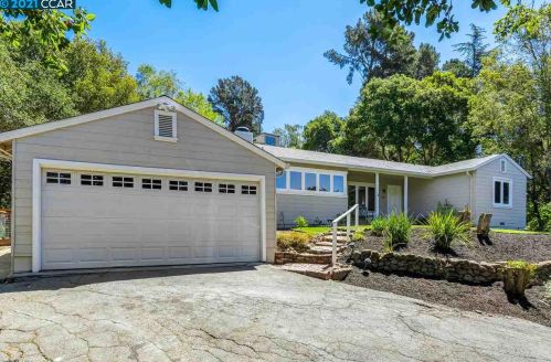 54 Davis Rd, Orinda, CA 94563-3003