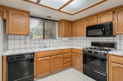 210 Via San Blas, San Luis Obispo, CA 93401-6971