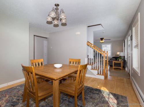 3 Ireland Dr, Berwick ME  03901-2108 exterior