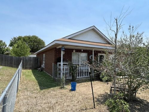 116 Bellair Dr, Uhland, TX 78640-5317