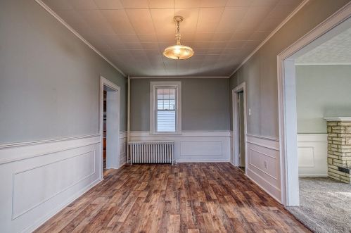 426 Emerson St, Vandergrift PA  15690-1520 exterior