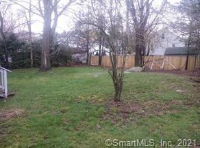 142 Benefit St, Waterbury, CT 06704-3205