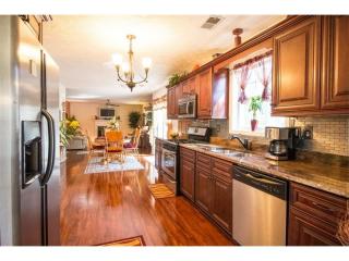 2140 Harmony Lakes Pl, Lithonia, GA 30058-1506