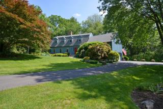 69 Bald Hill Rd, Wilton, CT 06897-1403