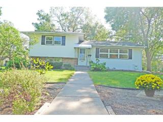 2688 6 Ave, Saint Paul MN  55109-3127 exterior