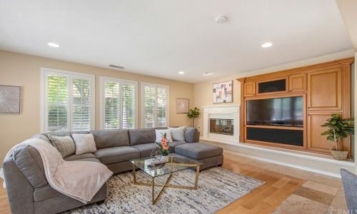 8208 Bailey Way, Anaheim CA  92808-2532 exterior
