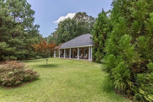 650 Cleveland Rd, Bogart, GA 30622-1708