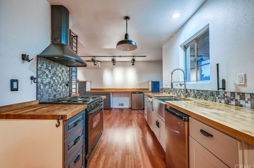 1283 13th St, Upland CA 91786-2966 exterior