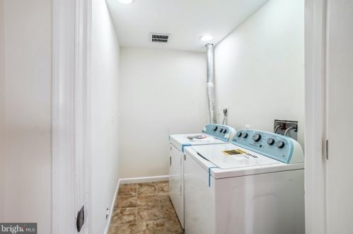 14117 Red Eagle Ln, Silver Spring MD  20906-6322 exterior