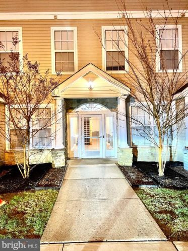 35 Kyle Way, Trenton NJ  08628-2517 exterior