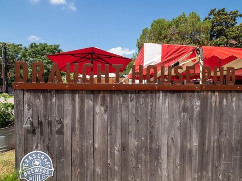 4209 Burnet Rd, Austin TX  78756-3326 exterior