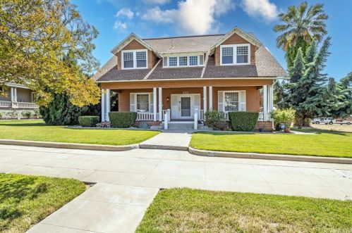 532 Cajon St, Redlands, CA 92373-5904
