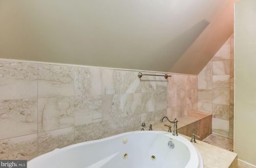 200 Franklin Ave, Silver Spring MD 20901-3444 exterior