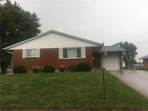 6716 Pne Rdg Ave, Enon OH  45323-1743 exterior