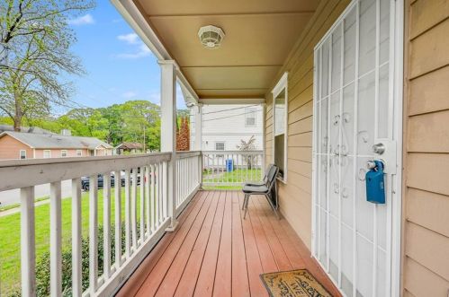 64 Hatcher Ave, Atlanta GA  30315-1716 exterior