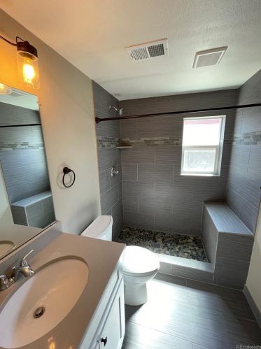 426 Potomac Cir, Aurora CO  80012-2438 exterior