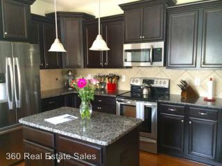 951 Whispering Pines Dr, Spring Lake NC  28390-9327 exterior