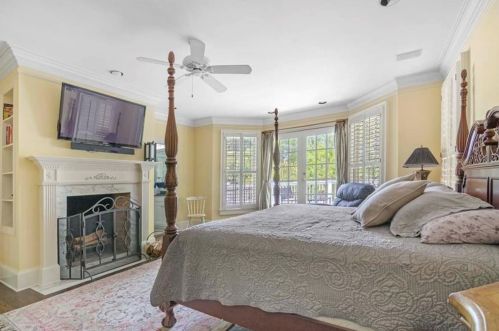 150 Beverly Rd, Atlanta GA  30309-2656 exterior