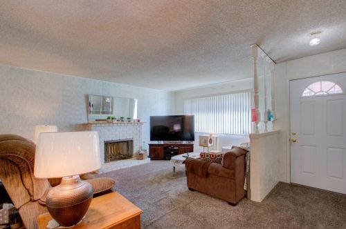 2117 Dee Ct, Modesto, CA 95350-2509